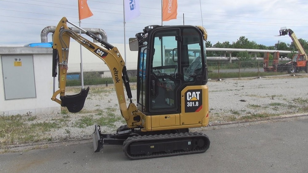 CAT 301.8