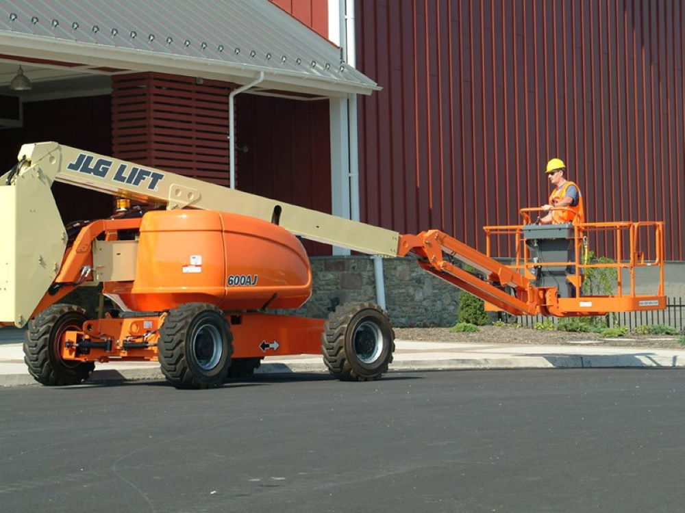 JLG-600AJ