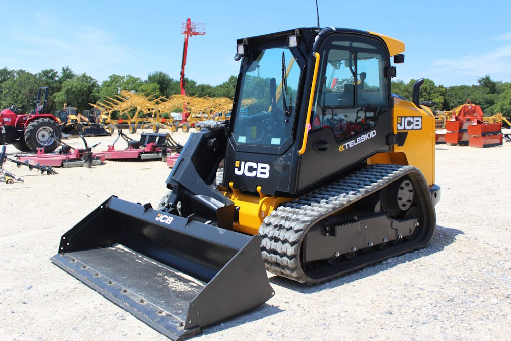 Гусеничный мини-погрузчик JCB Teleskid 3TS-8T