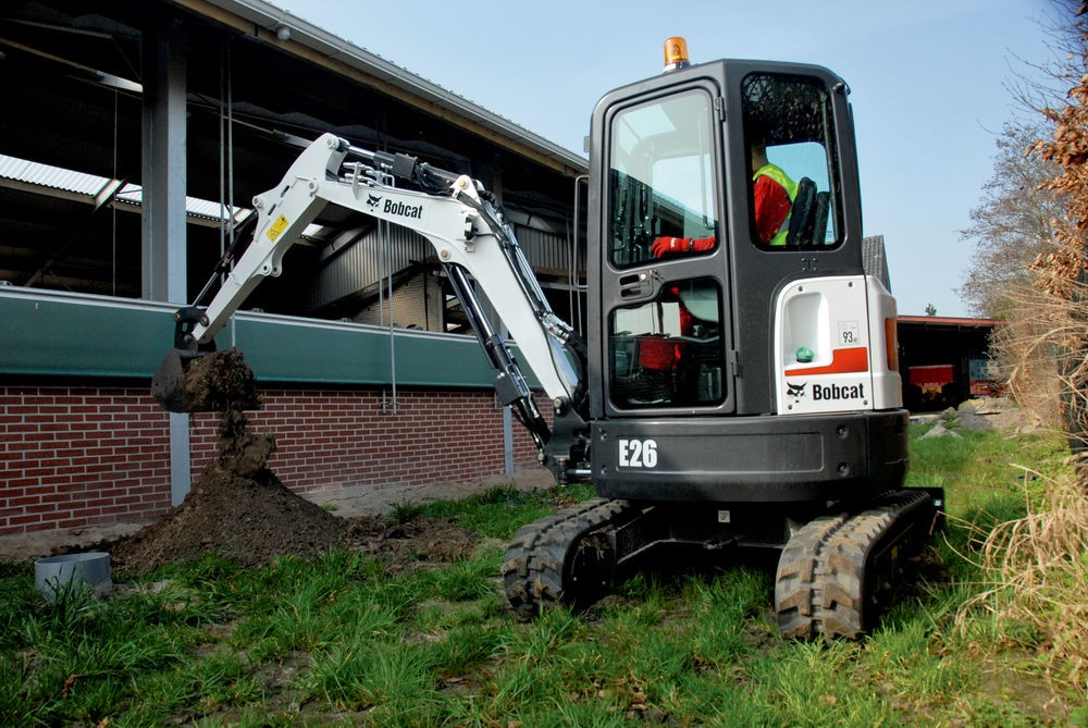 Мини экскаватор Bobcat E26