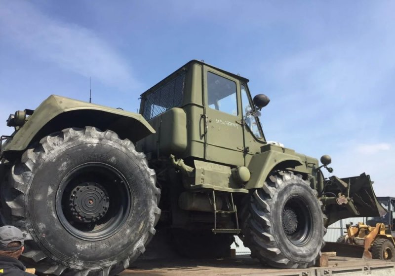 Военный трактор Т-150 продажа