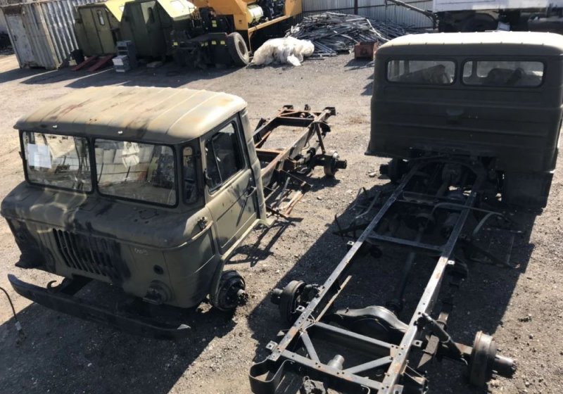 ГАЗ-66 без колес и ПТС