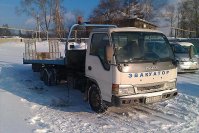 Грузовик-эвакуатор Isuzu Elf