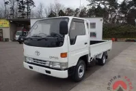 Полноприводный бортовой мини грузовик Toyota Dyna