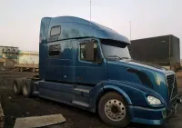 Тягач Volvo VNL 780 б у