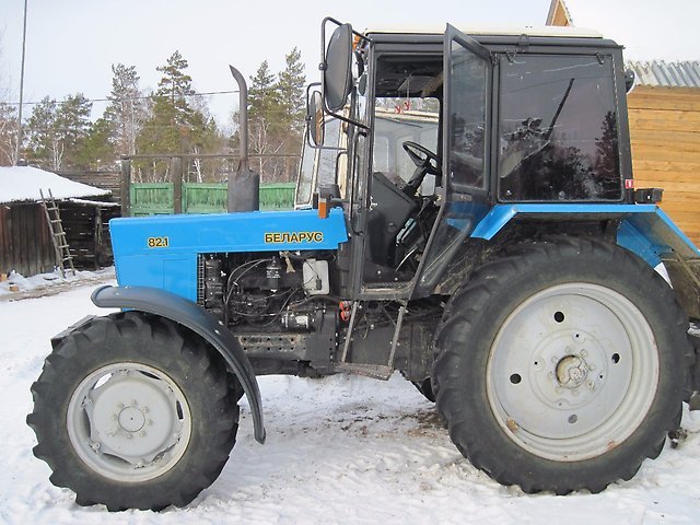 Белорусский трактор купить плуг bomet